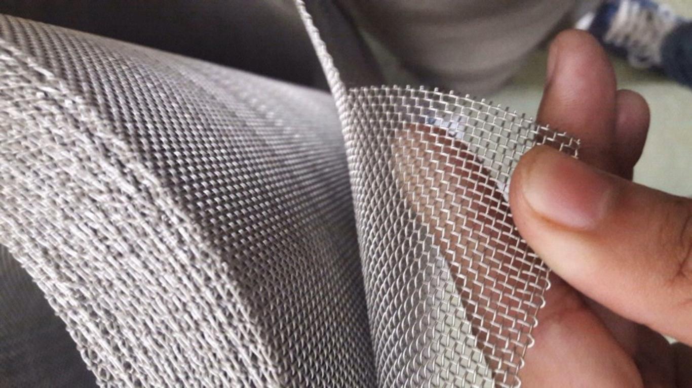 Đội ngũ chuyên gia Inox Hải Minh sẵn sàng tư vấn giải pháp lưới inox tối ưu cho dự án của bạn.