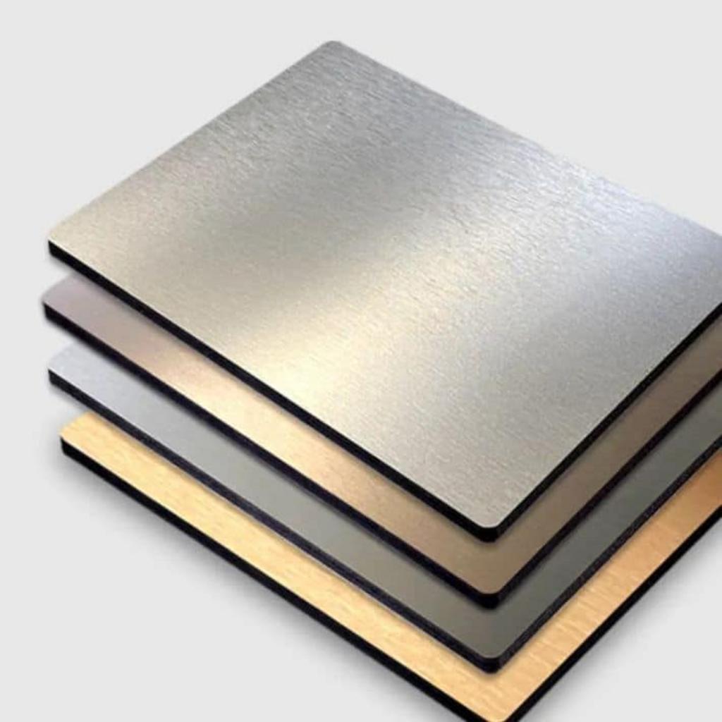 Ống Inox Mạ Vàng 3 Hình ảnh so sánh cận cảnh bề mặt của inox 304, 201 và 316 dưới tác động của môi trường.