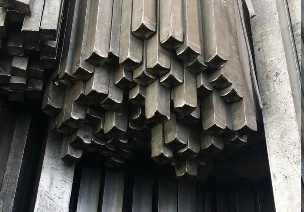 Thép Vuông Đặc 6X6 4 Bảng tra cứu trọng lượng thép vuông đặc chi tiết cho các kích thước phổ biến.