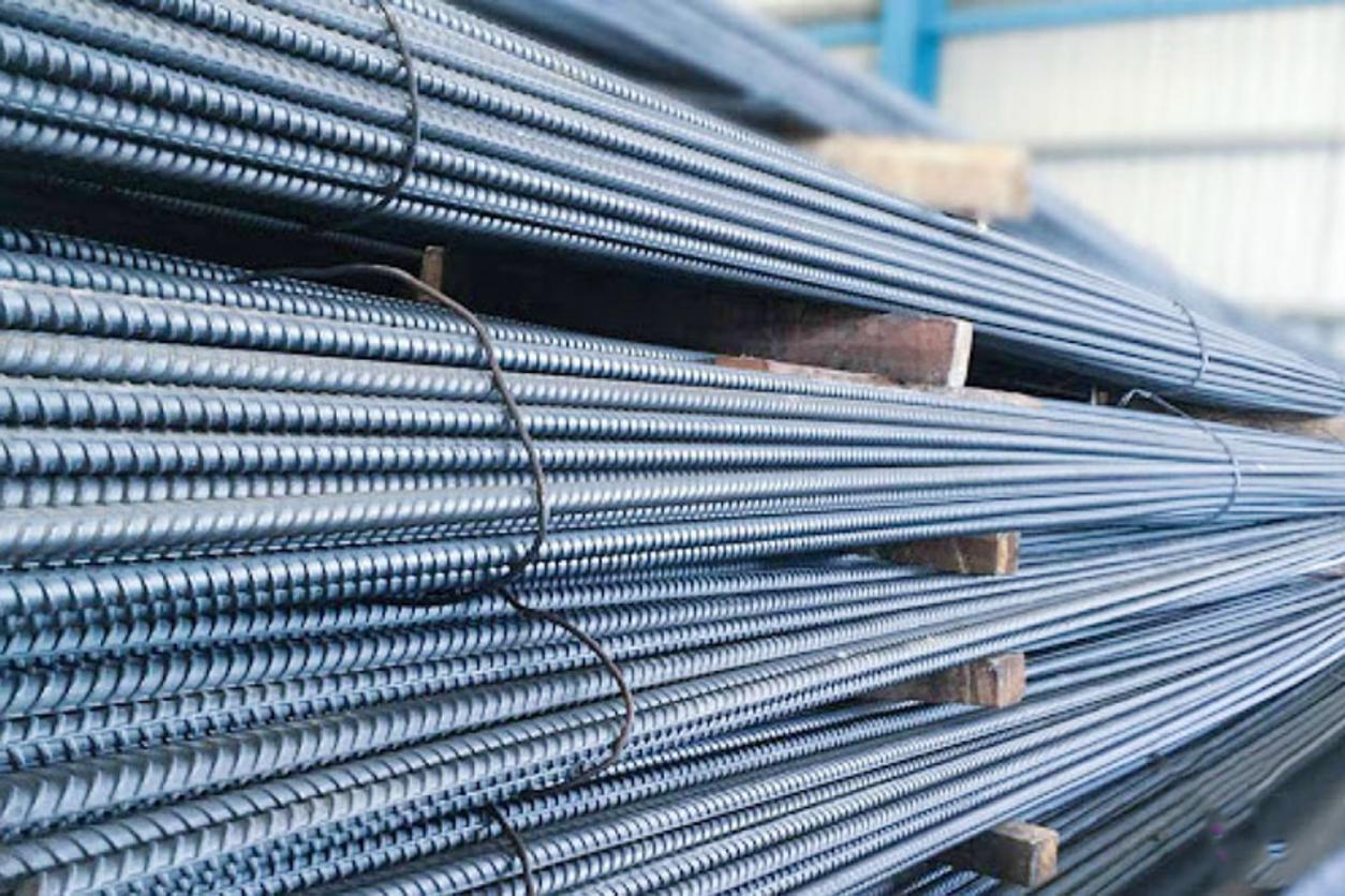 Đội ngũ kỹ sư và thợ lành nghề tại xưởng gia công Inox Hải Minh.