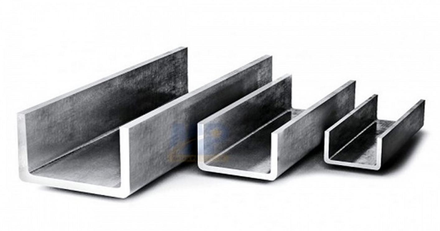 Logo Inox Hải Minh trên nền một dự án nhà xưởng tiêu biểu đã thực hiện.