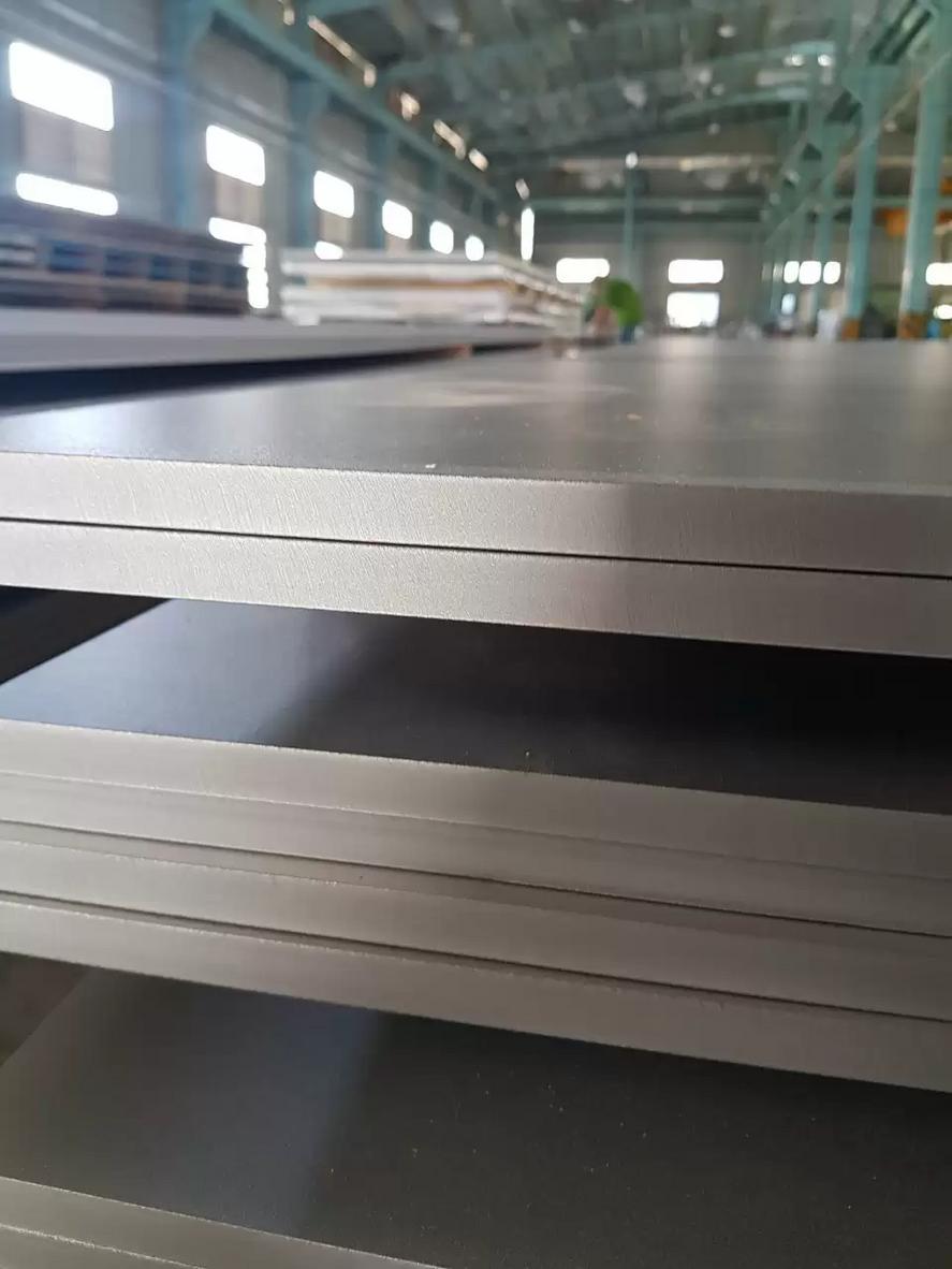 Sơ đồ 4 nhóm thép không gỉ chính và các mác thép tiêu biểu.