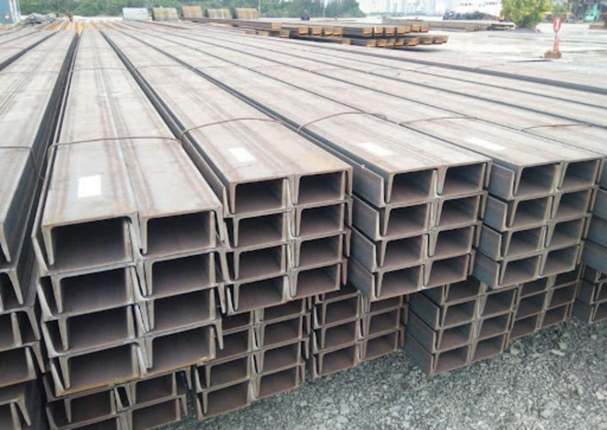 Logo của các tổ chức tiêu chuẩn quốc tế uy tín như JIS, ASTM, EN, TCVN được áp dụng cho thép hình U.