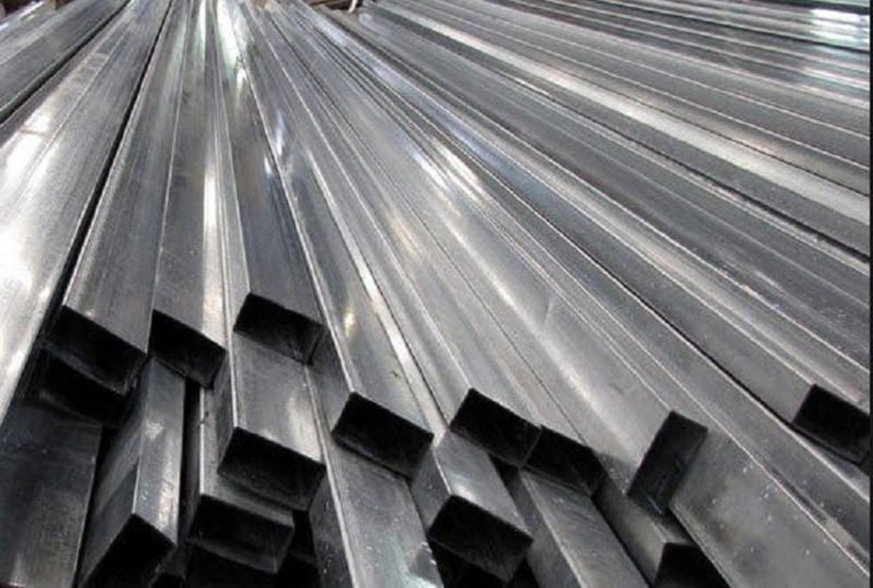 Thép Hộp Mạ Kẽm 20X40 1 Hình ảnh mô tả cấu tạo tiết diện của thép hộp chữ nhật với các kích thước chiều rộng, chiều cao và độ dày.