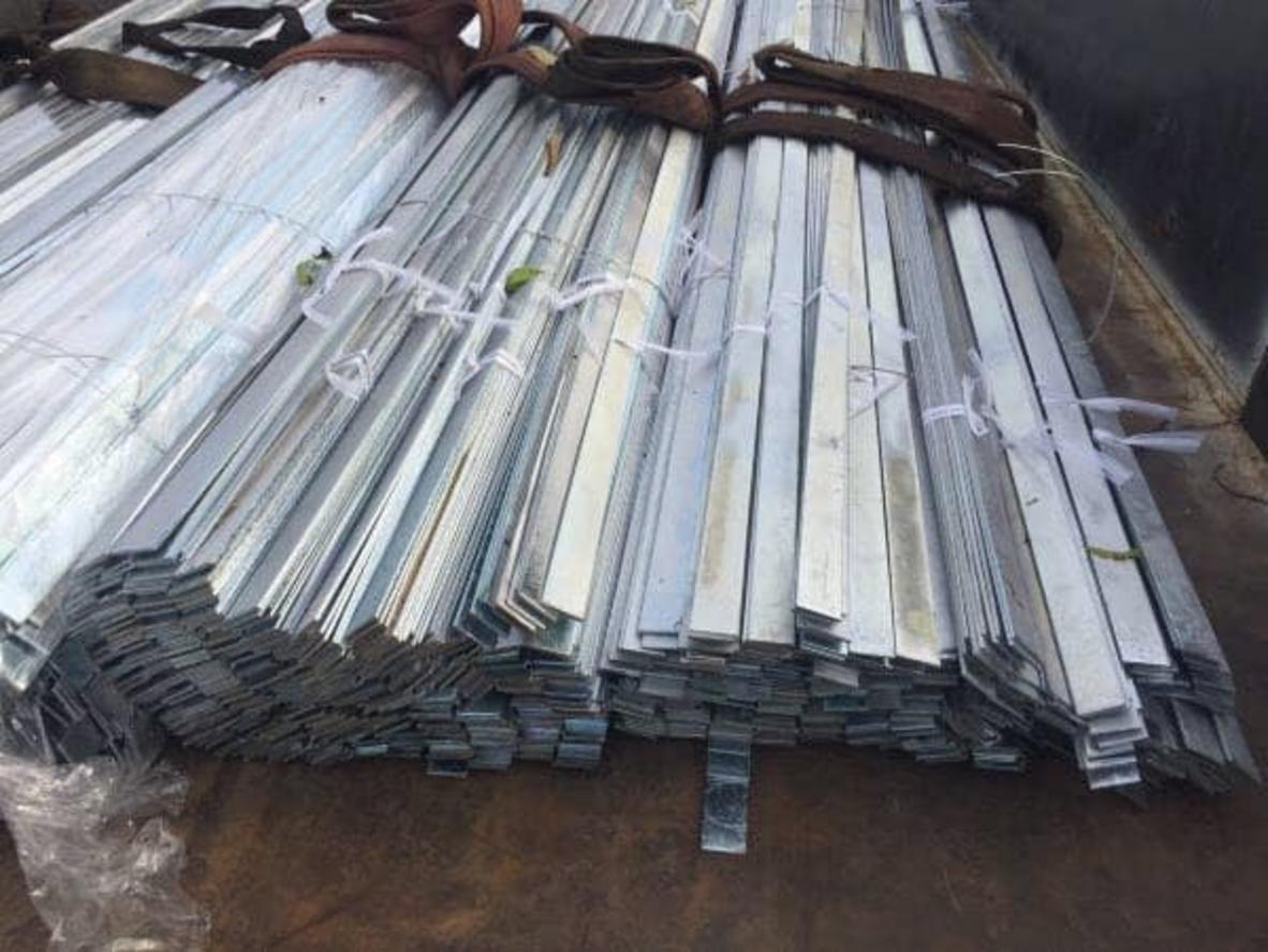 Thép Lá Mạ Kẽm 11 Sơ đồ vòng đời của thép la, từ sản xuất, sử dụng, đến tái chế.