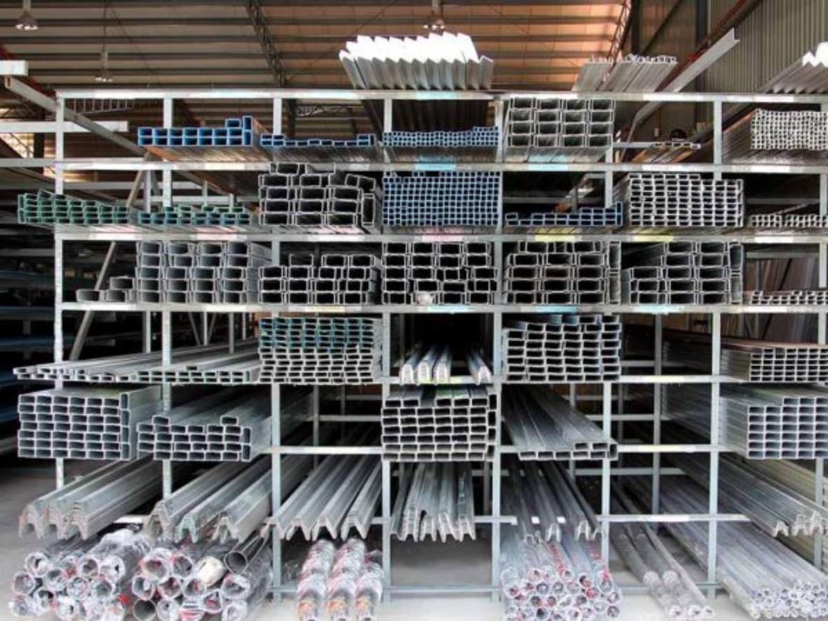 hộp inox 20x20 8 Ứng dụng hộp inox 20x20 trong xây dựng và nội thất.